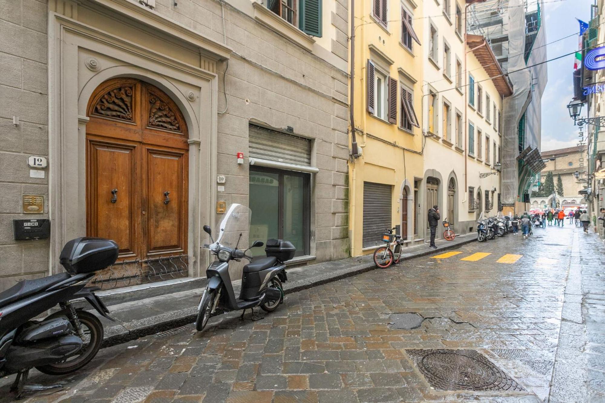 Antonino By Halldis Florence Exterior photo